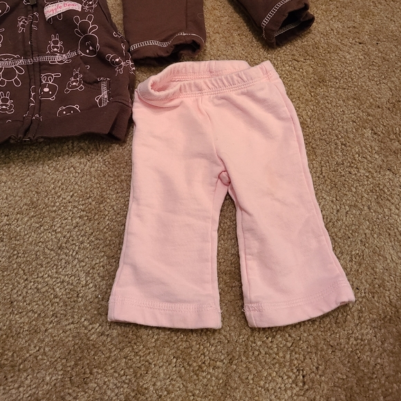 Newborn Set - Picture 4 of 4